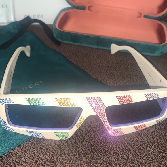 😊100% Authentic, 61 MM white multi Gucci glasses 👓 (SOLD OUT) - Picture 7 of 14